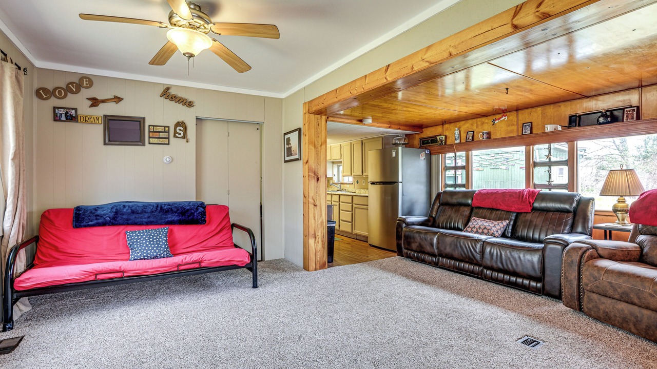 Photo of Bedroom in Evart