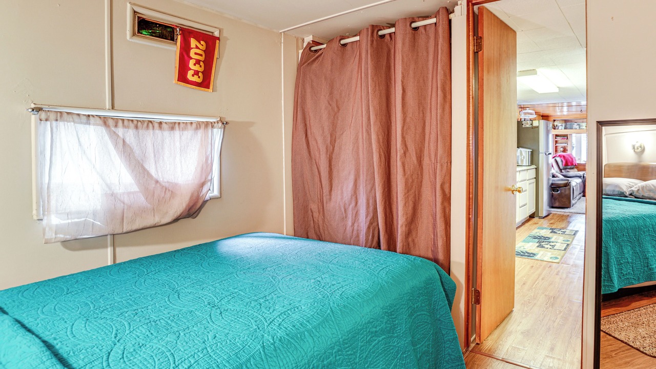 Photo of Bedroom in Evart