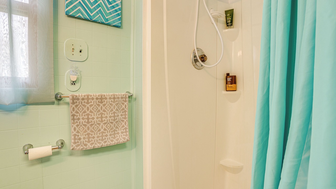 Photo of Bathroom in Evart
