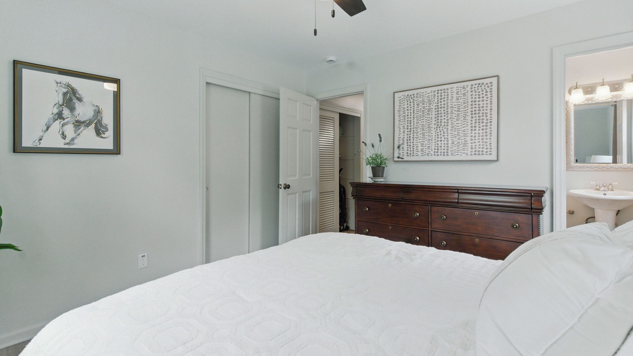 Photo of Bedroom in Overland Park