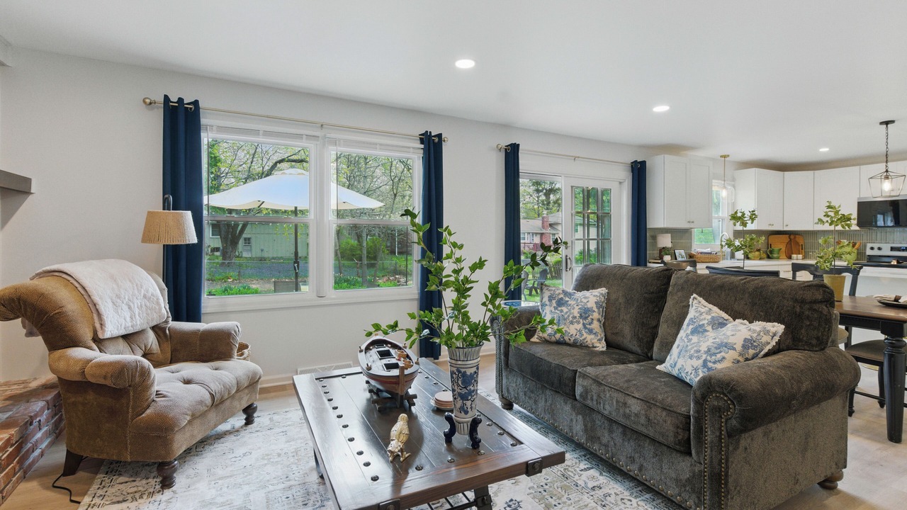 Photo of Livingroom in Overland Park