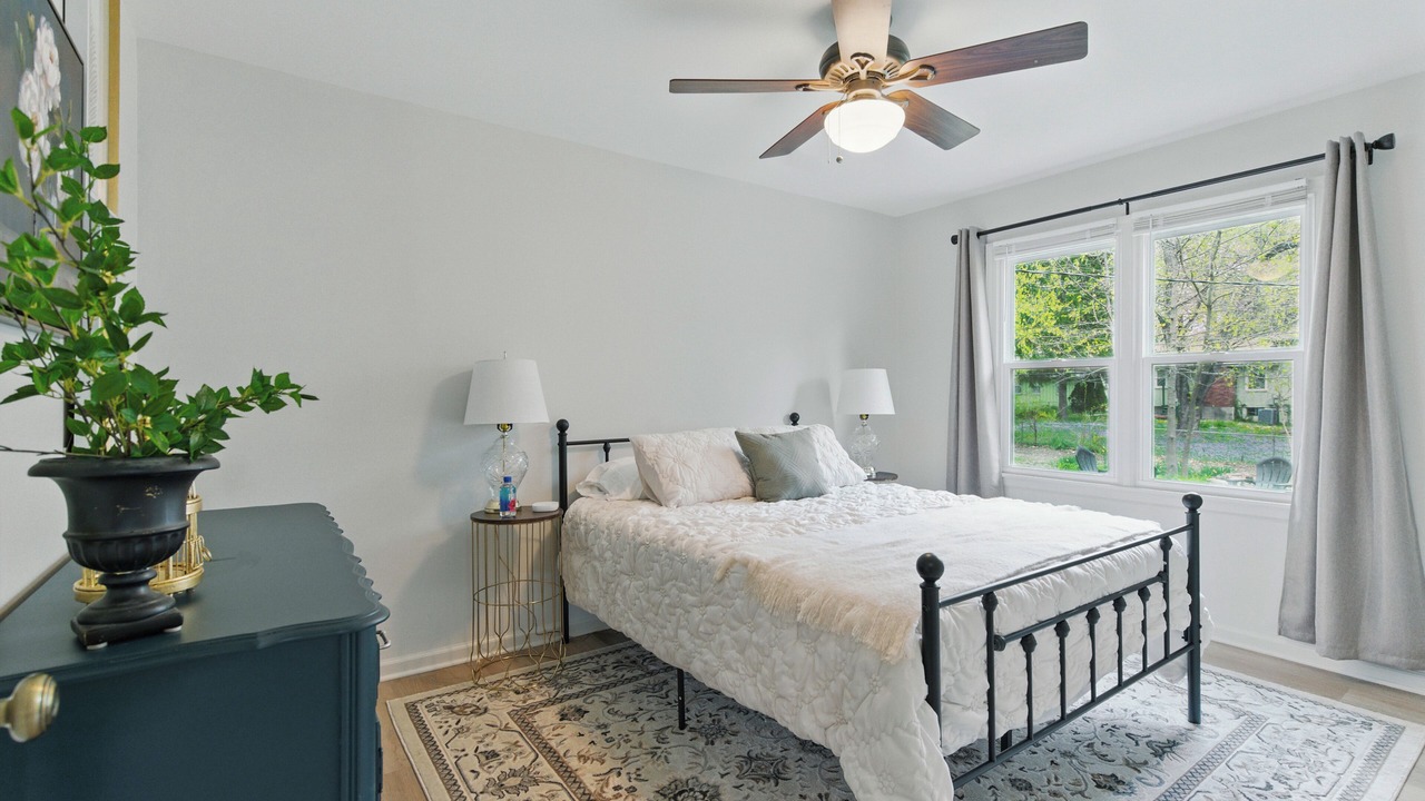 Photo of Bedroom in Overland Park
