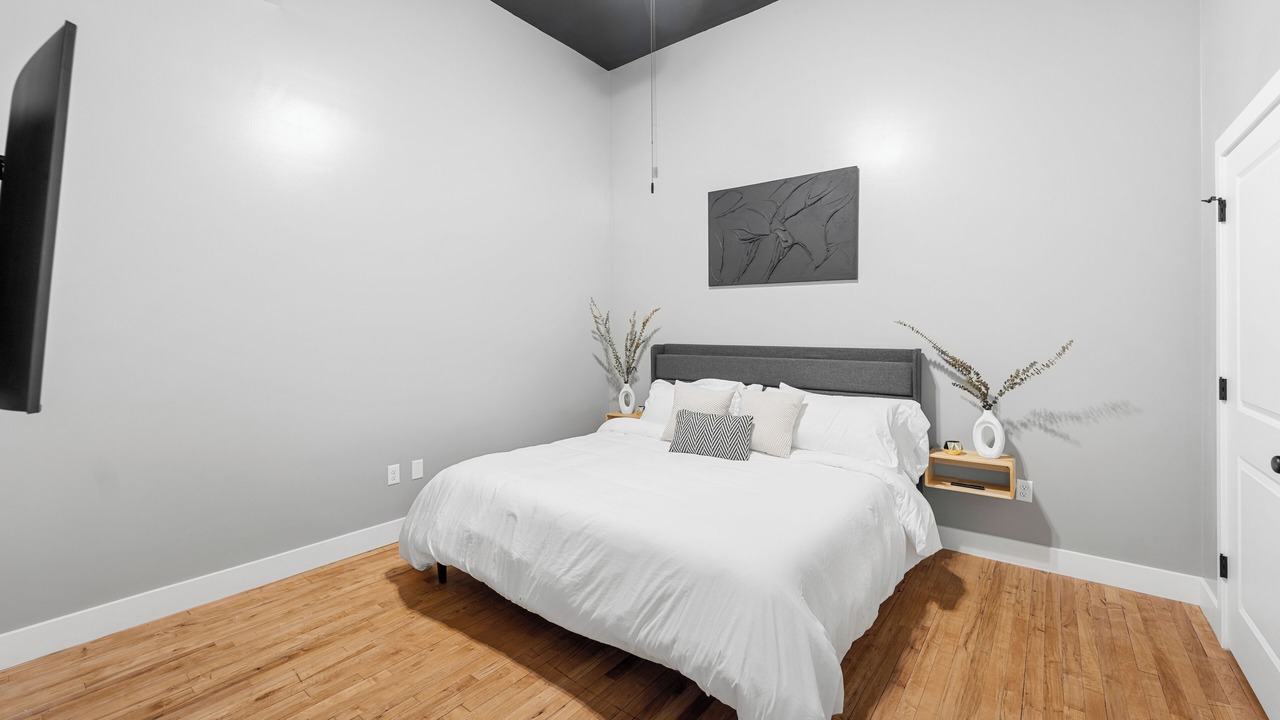 Photo of Bedroom in Salina