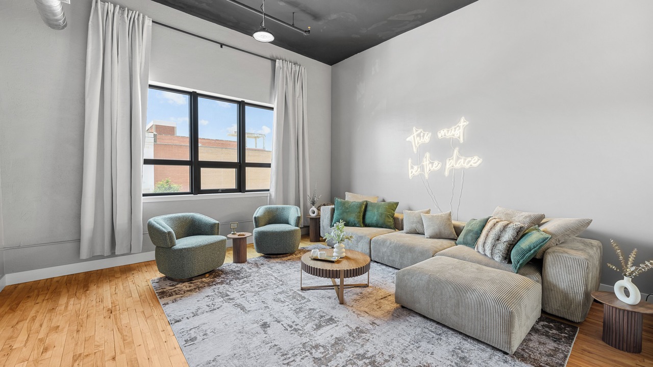 Photo of Livingroom in Salina