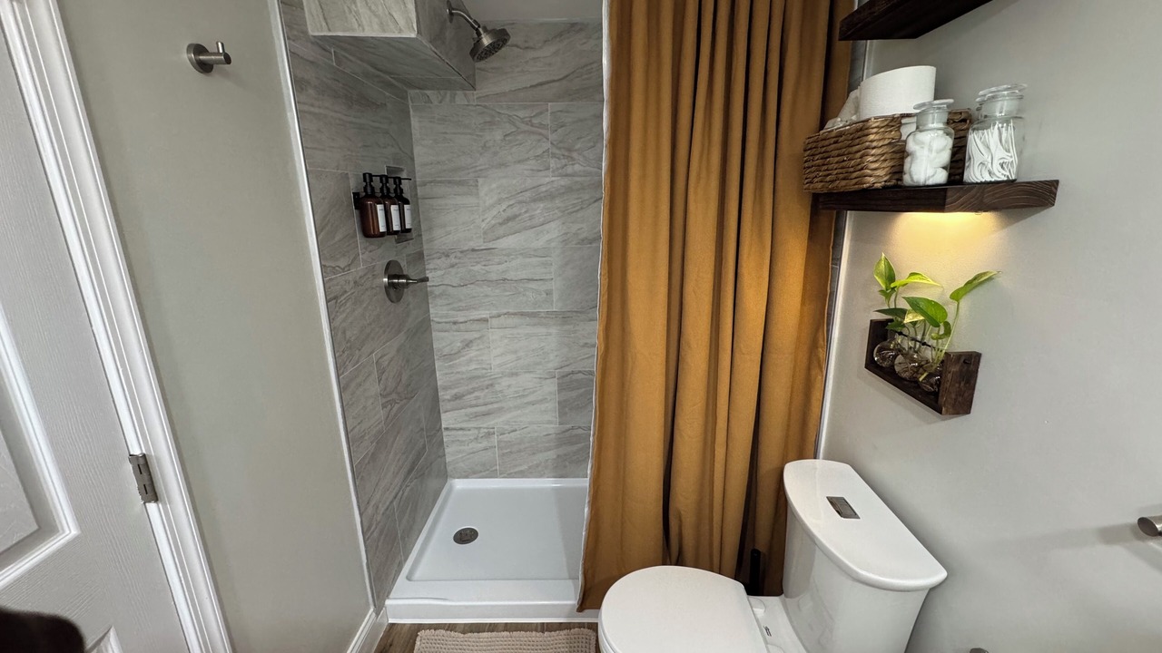 Photo of Bathroom in Suitland