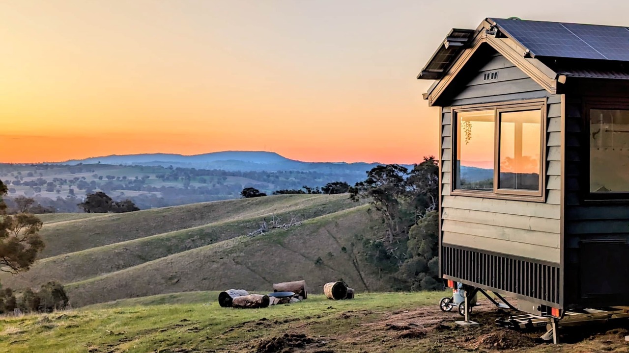 Photo of Others in Metcalfe