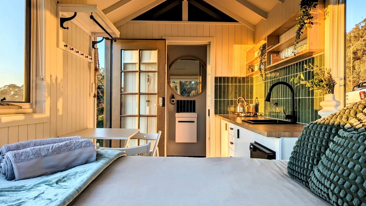 Photo of Others in Metcalfe