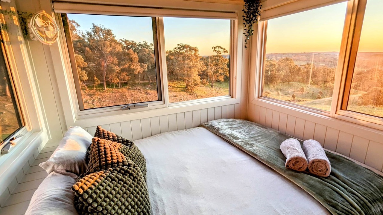 Photo of Others in Metcalfe