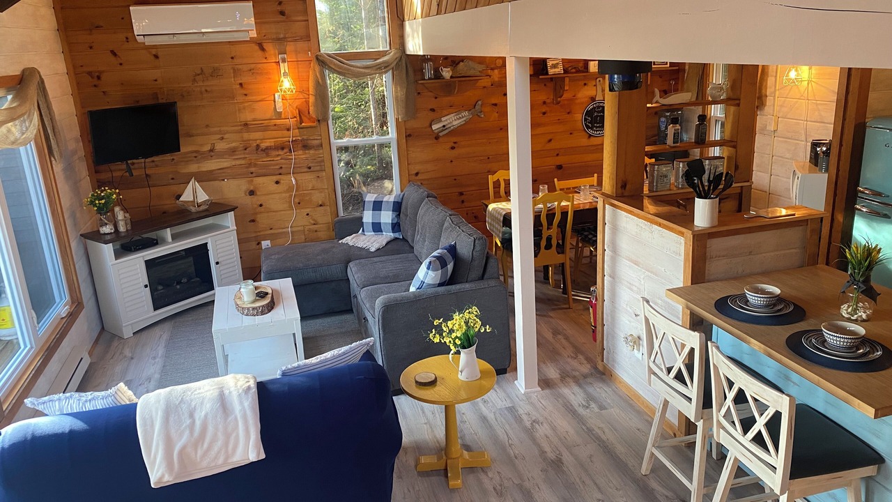 Photo of Livingroom in Tors Cove