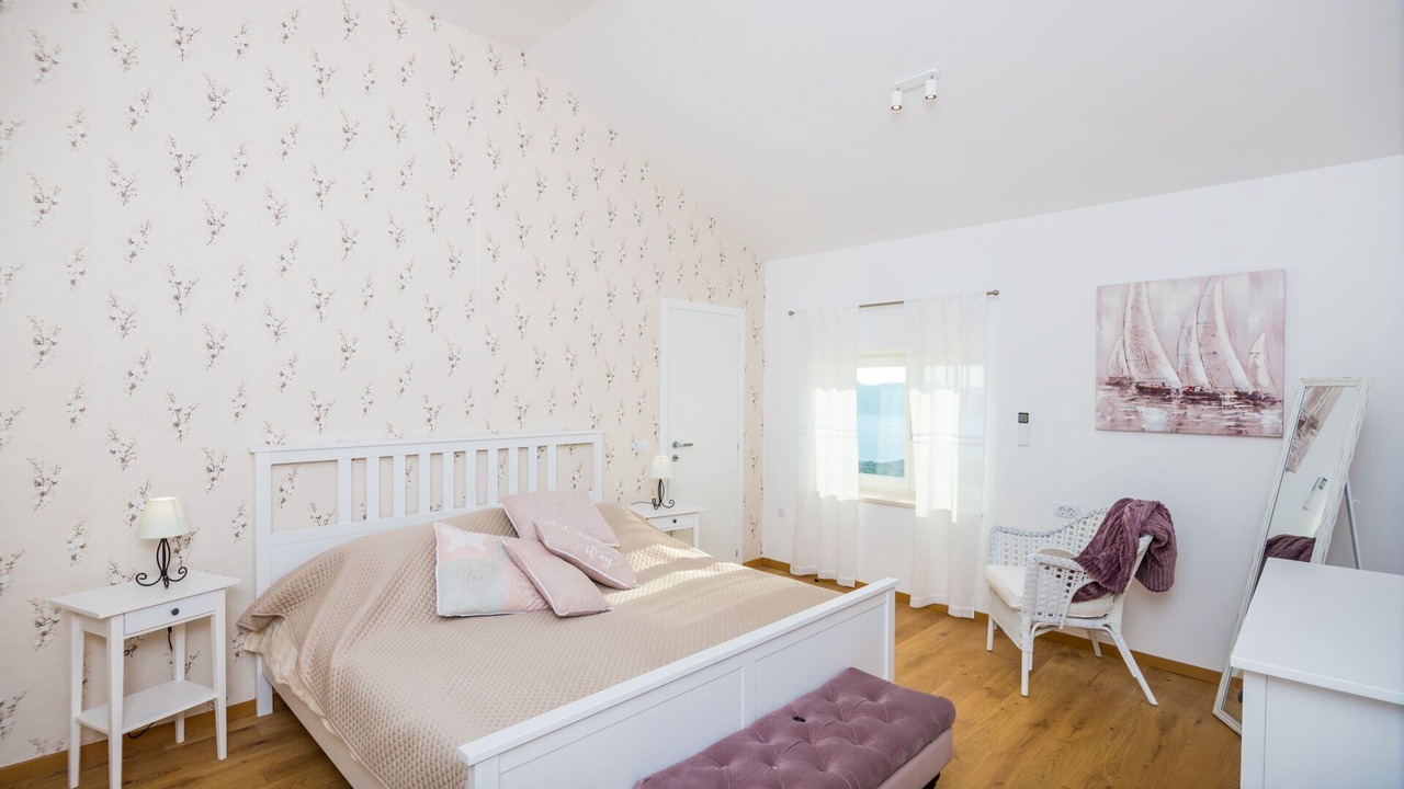 Photo of Bedroom in Brsecine