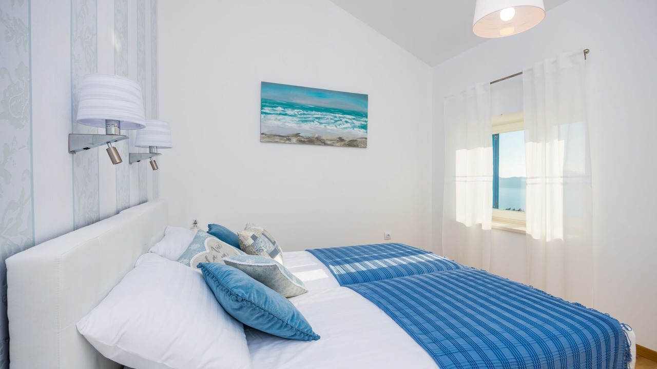 Photo of Bedroom in Brsecine