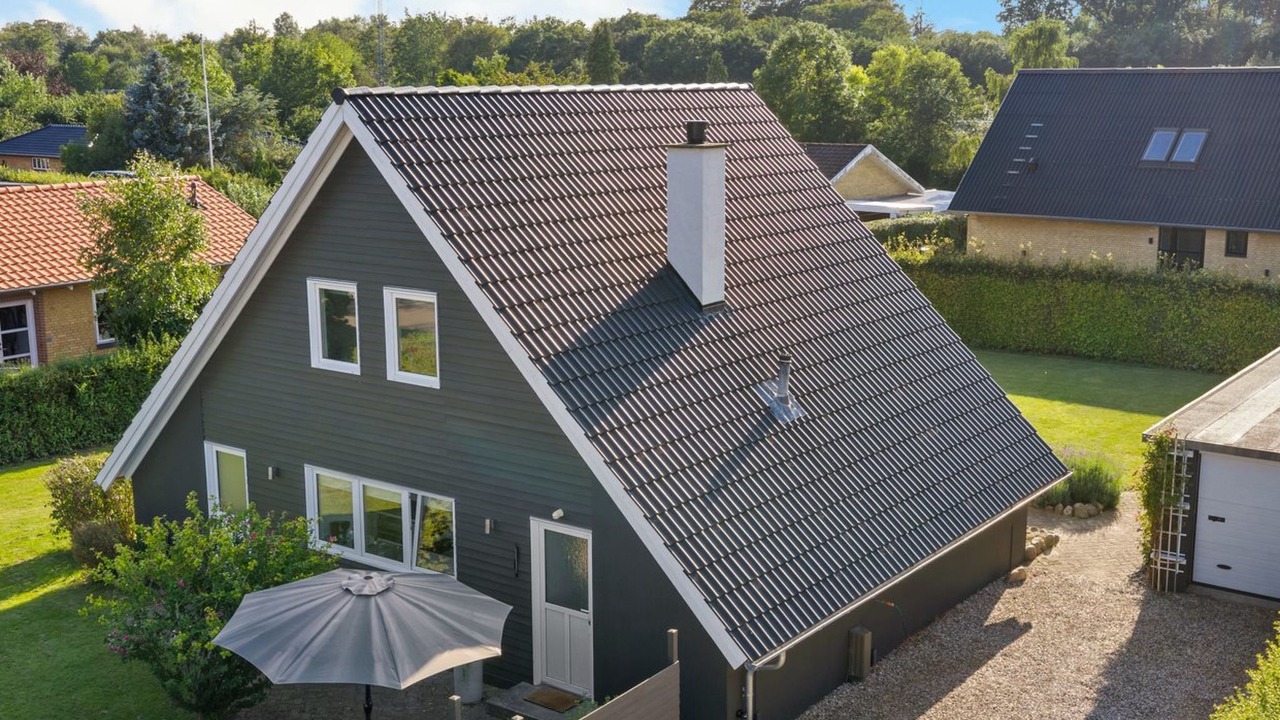 Photo of Others in Lundeborg