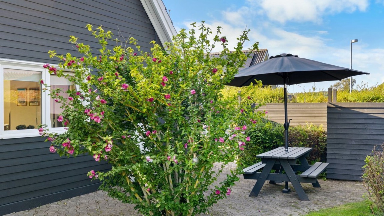 Photo of Others in Lundeborg