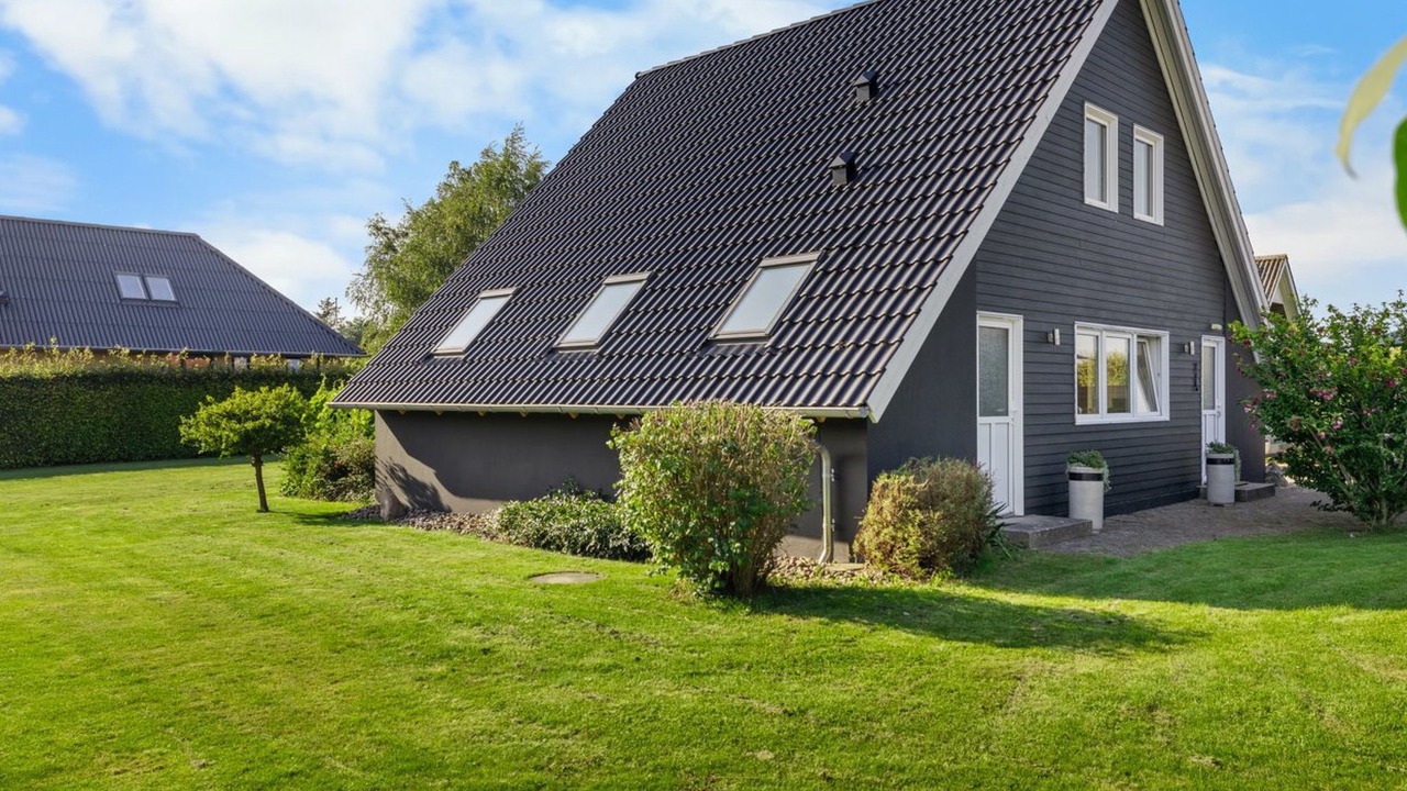 Photo of Others in Lundeborg