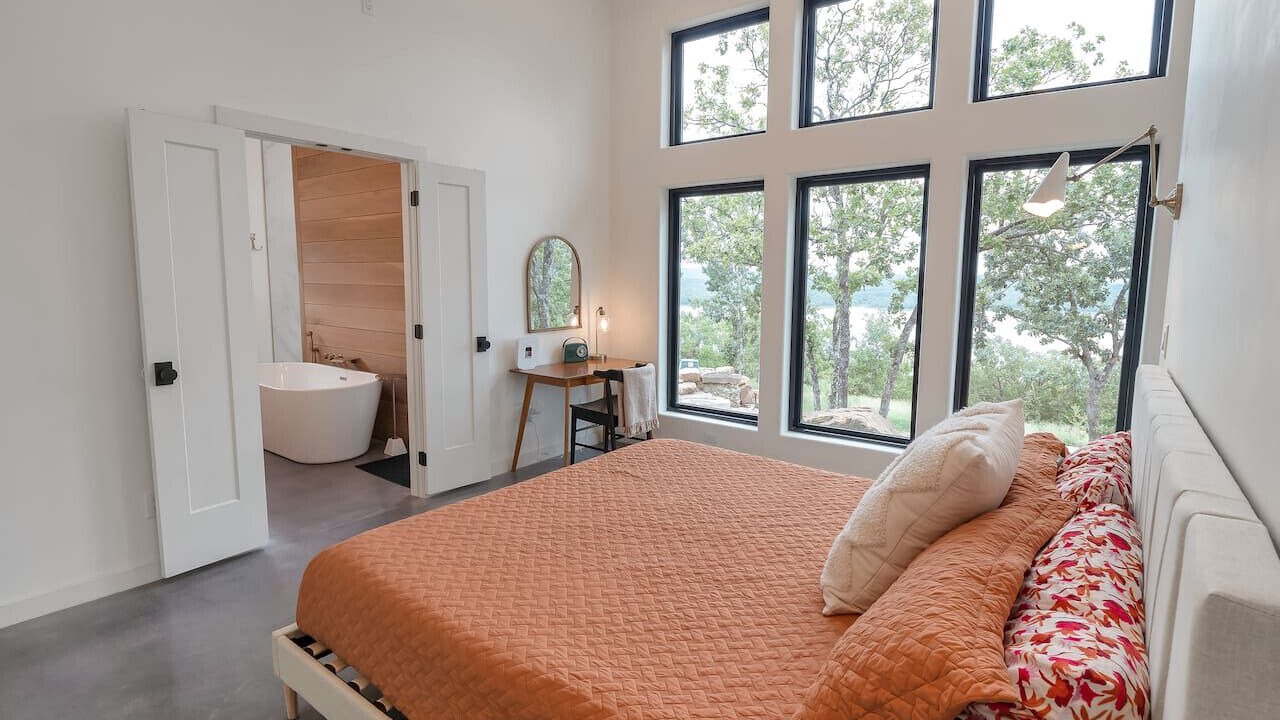Photo of Bedroom in Crowder