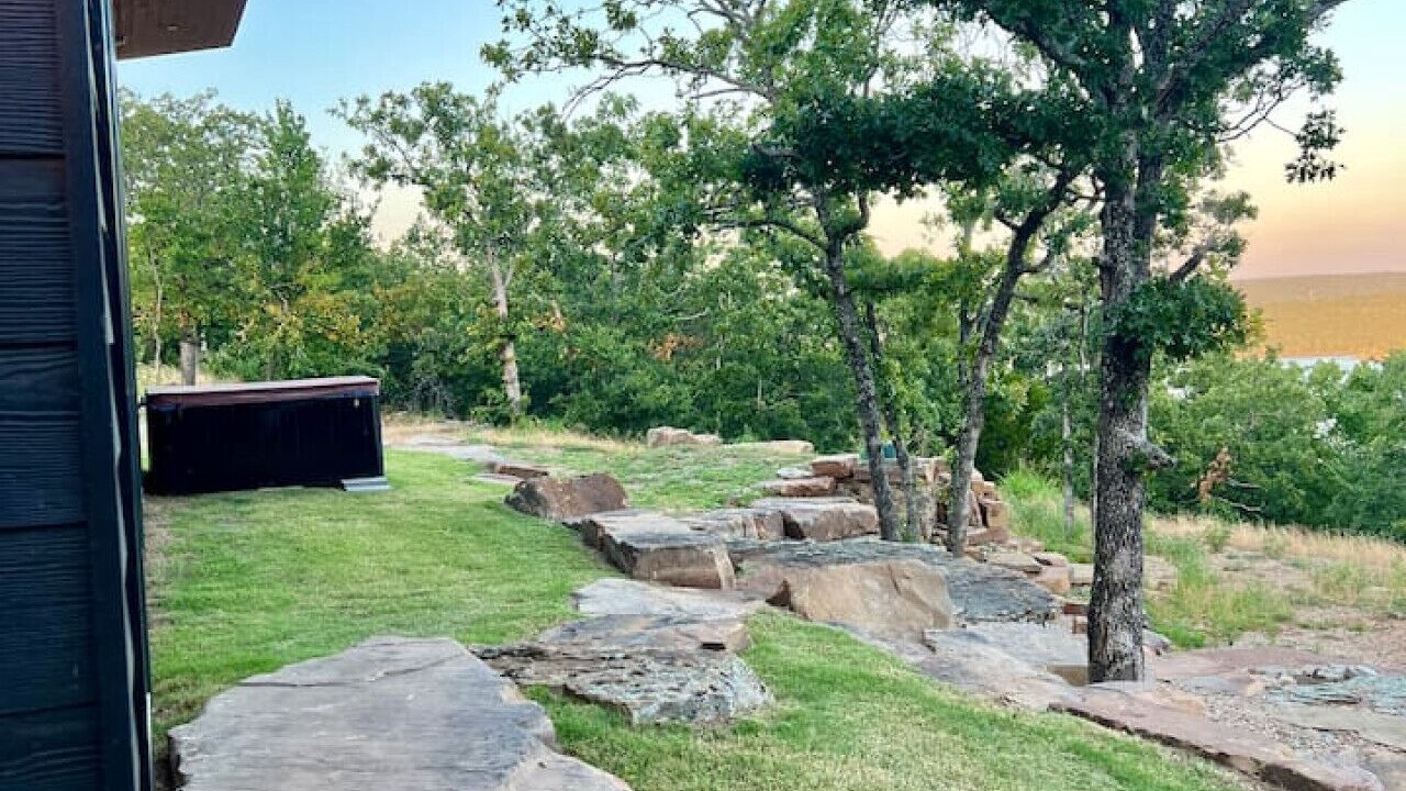 Photo of Outdoor in Crowder