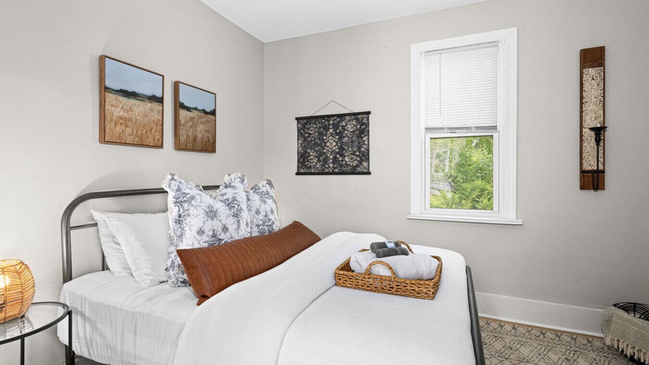 Photo of Bedroom in East End