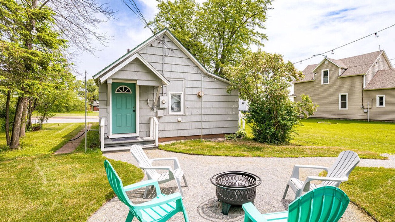 Photo of Outdoor in East End