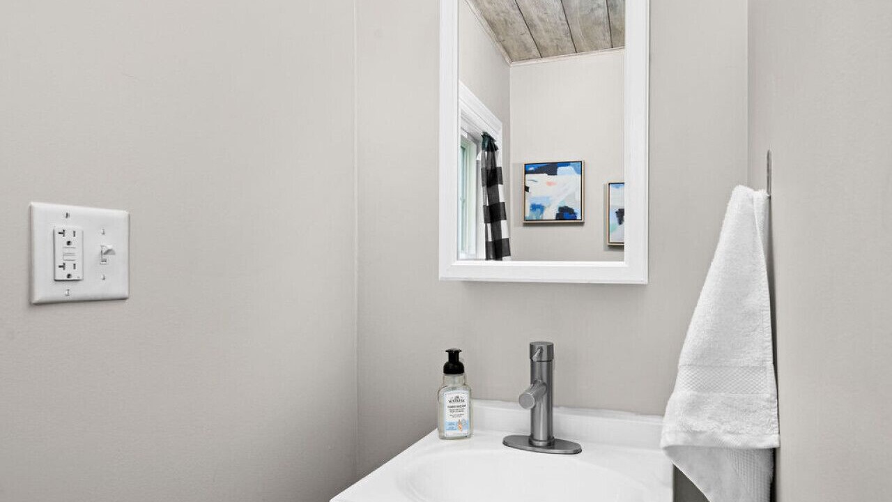 Photo of Bathroom in East End