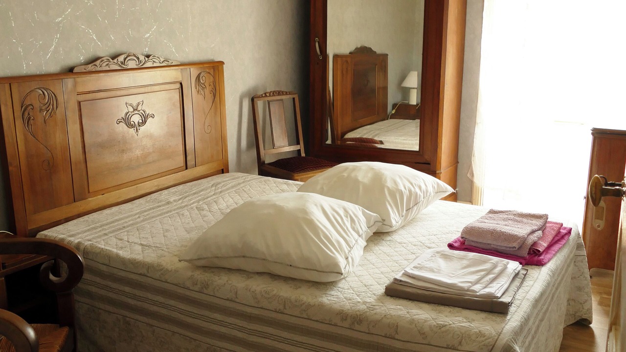 Photo of Bedroom in Saint-Julien-Boutieres