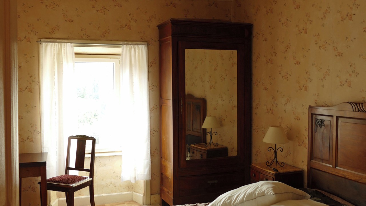 Photo of Bedroom in Saint-Julien-Boutieres
