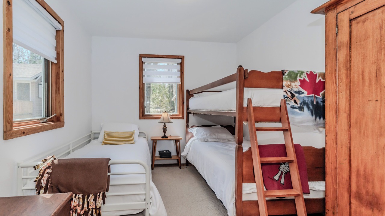 Photo of Bedroom in Tobermory