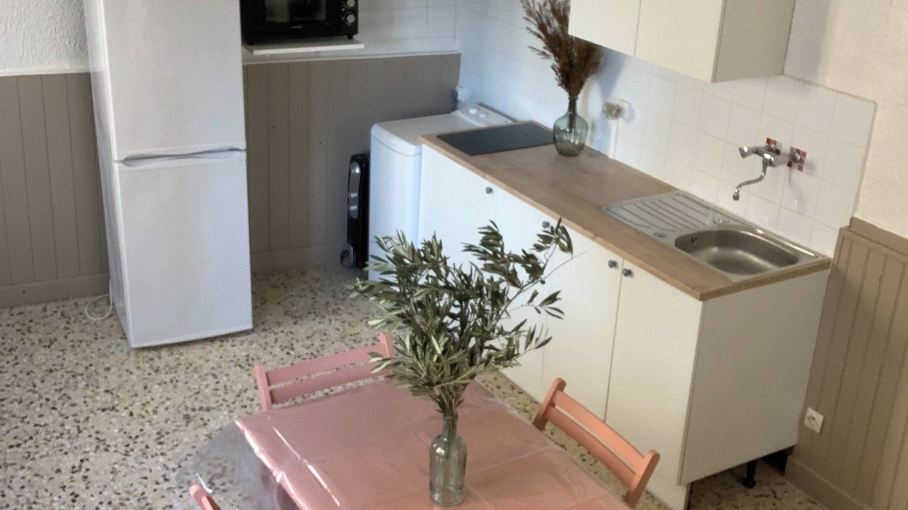 Photo of Kitchen in Roquefort-des-Corbieres