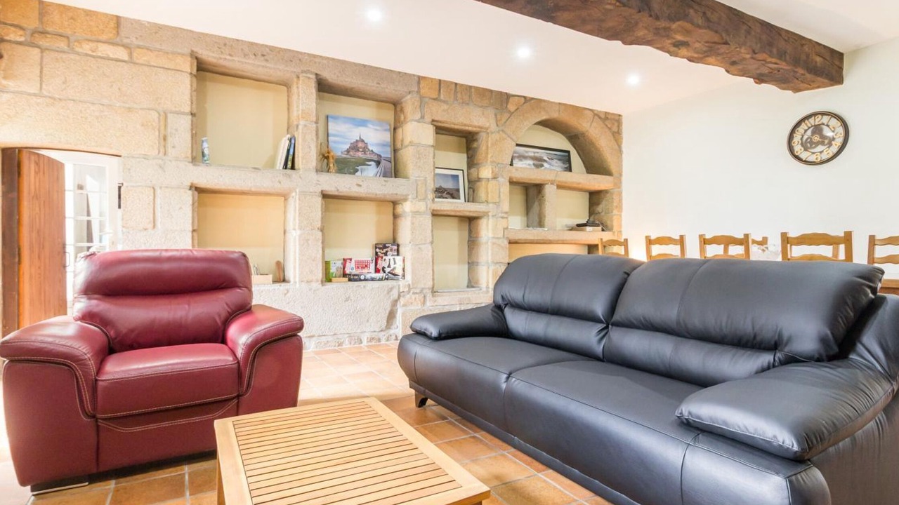 Photo of Livingroom in Saint-Laurent-de-Terregatte