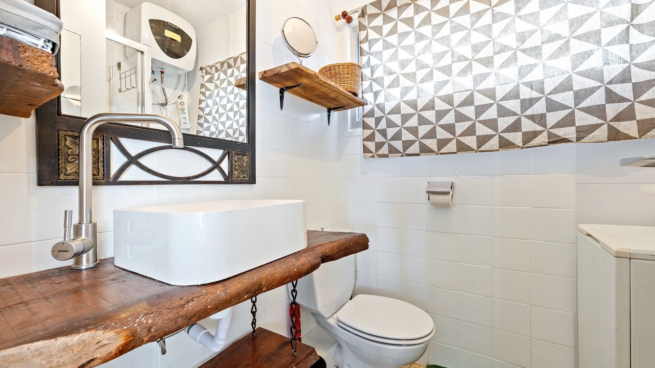Photo of Bathroom in Creixell