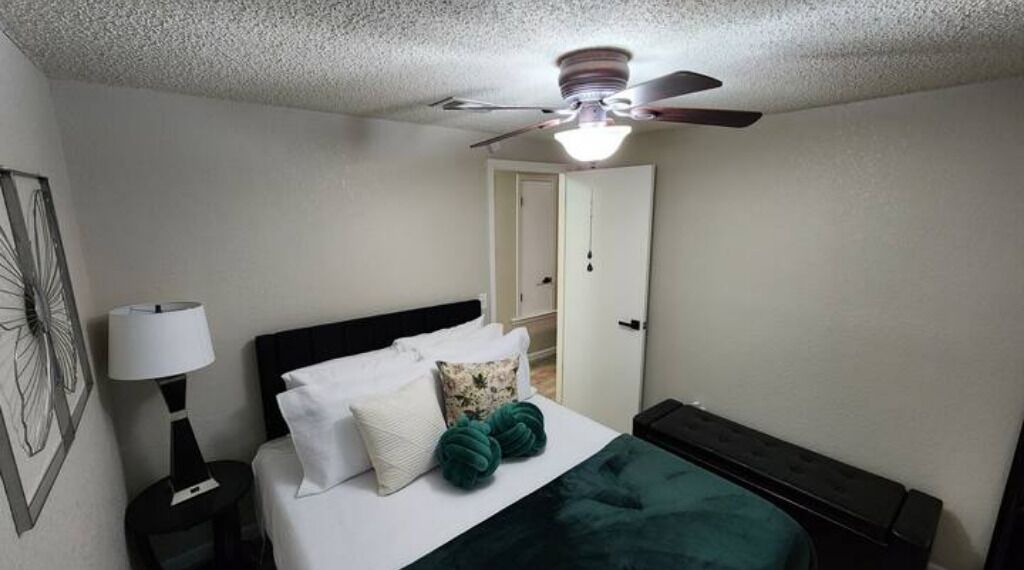 Photo of Bedroom in Norman