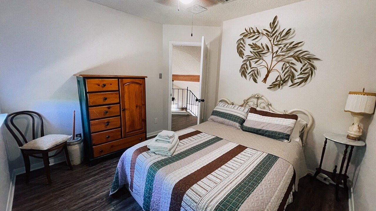 Photo of Bedroom in Woodway