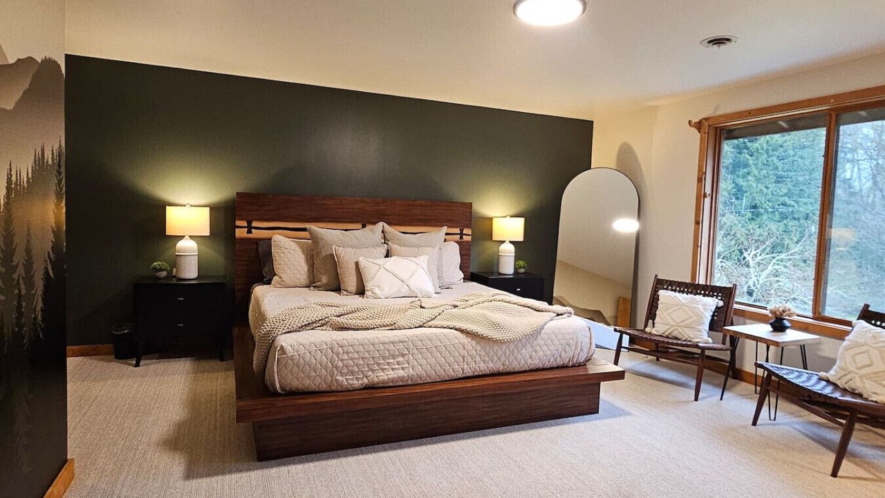 Photo of Bedroom in Marblemount