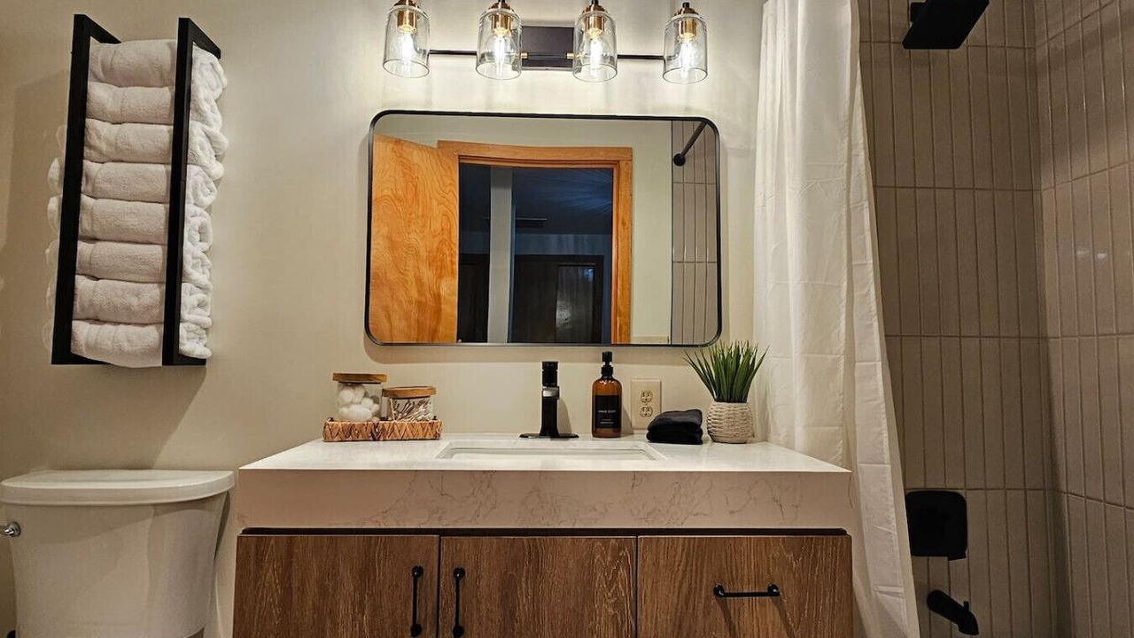 Photo of Bathroom in Marblemount