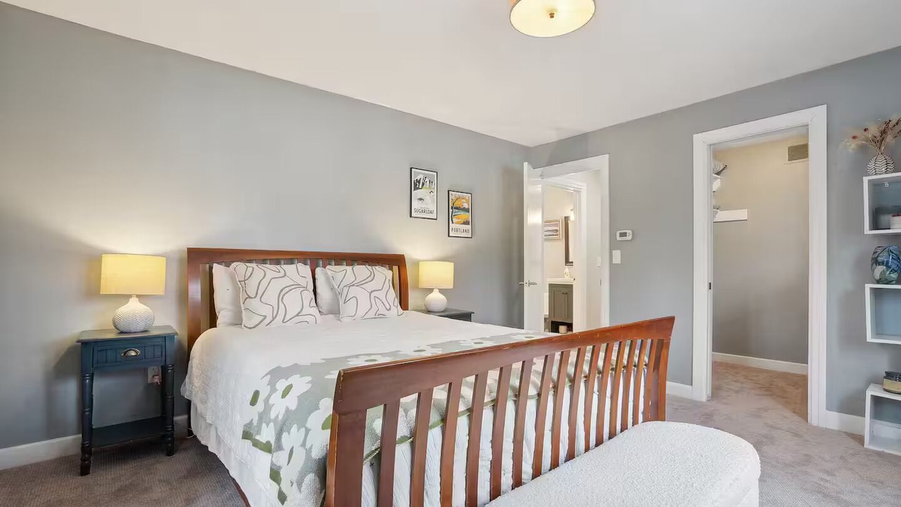 Photo of Bedroom in Freeport