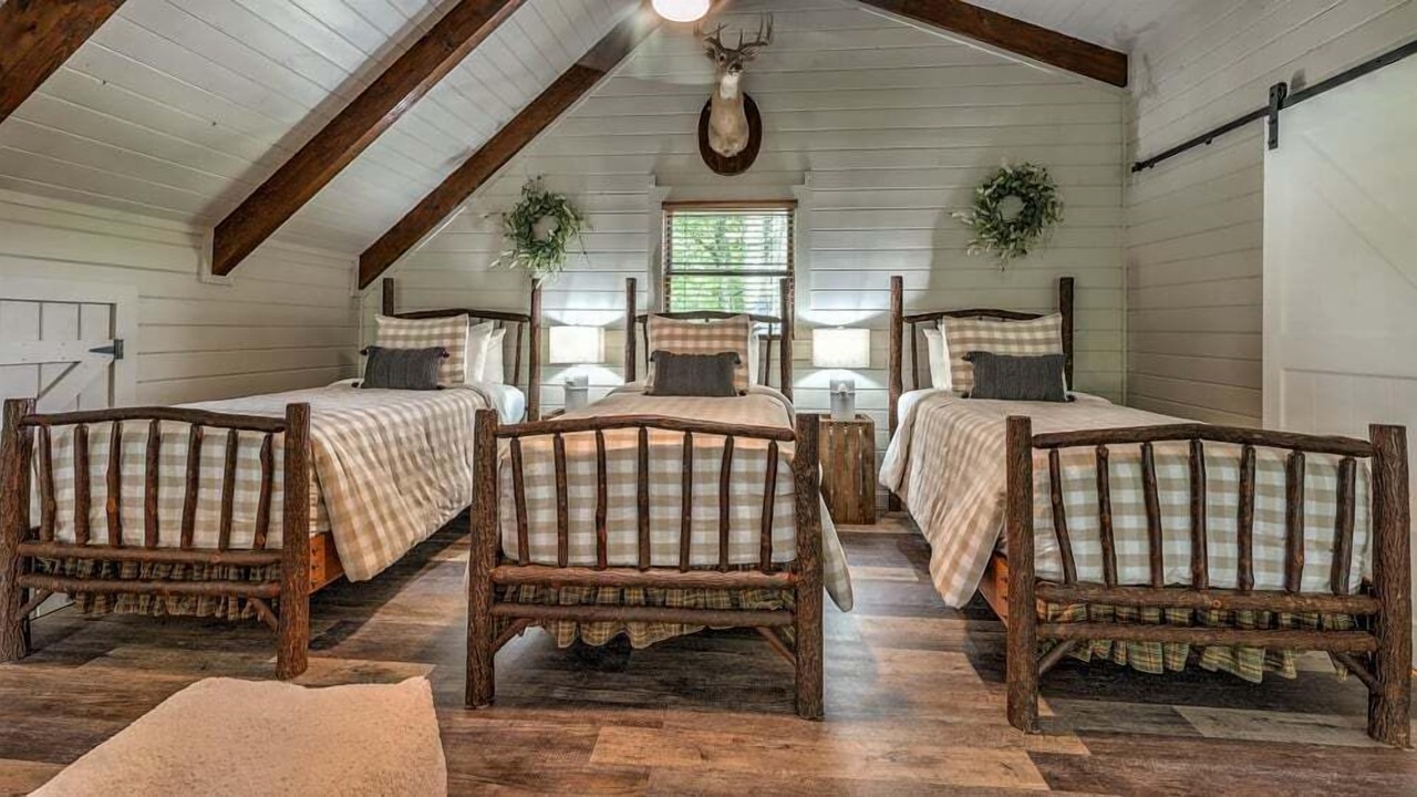 Photo of Bedroom in Dial