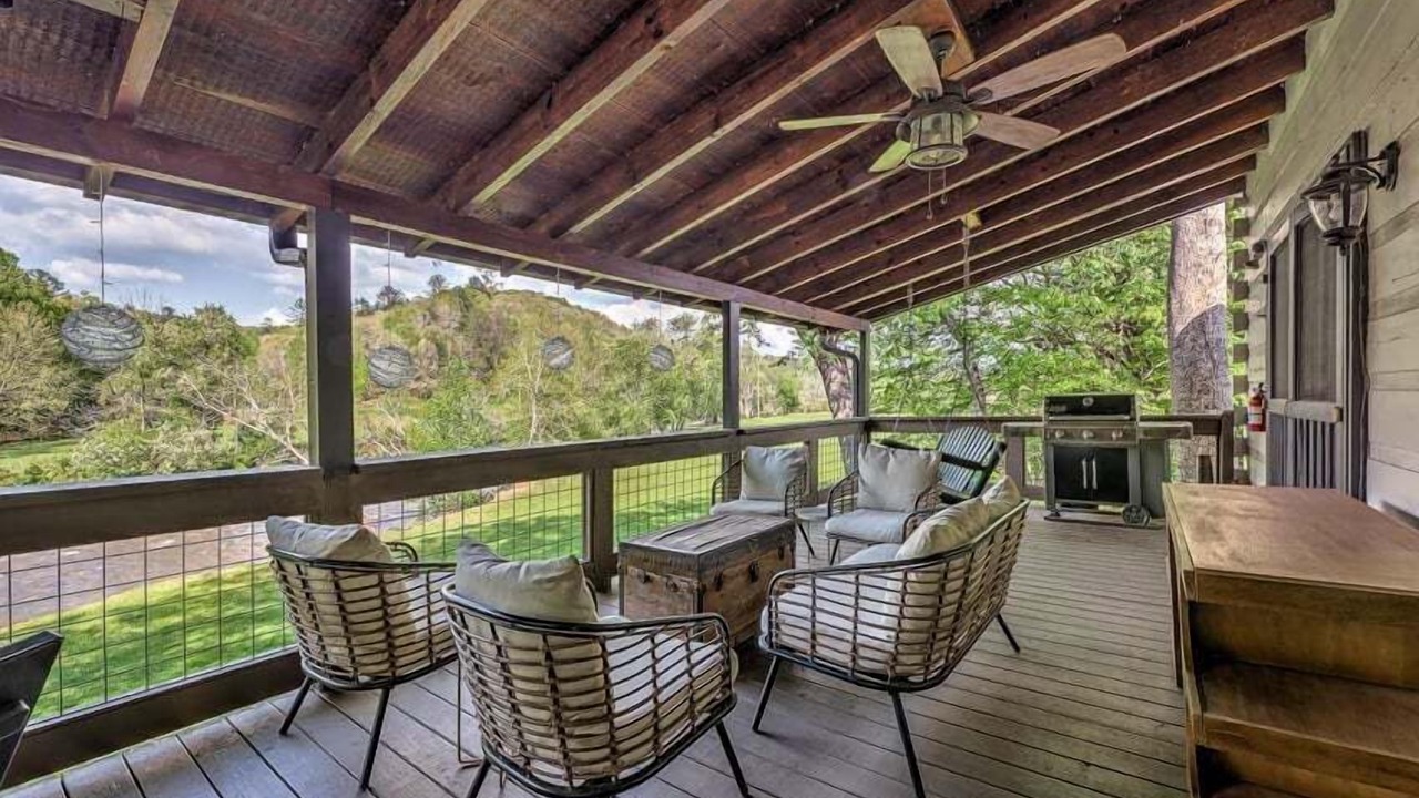 Photo of Patio Balcony in Dial