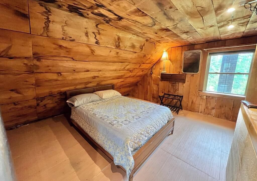 Photo of Bedroom in Franklin County