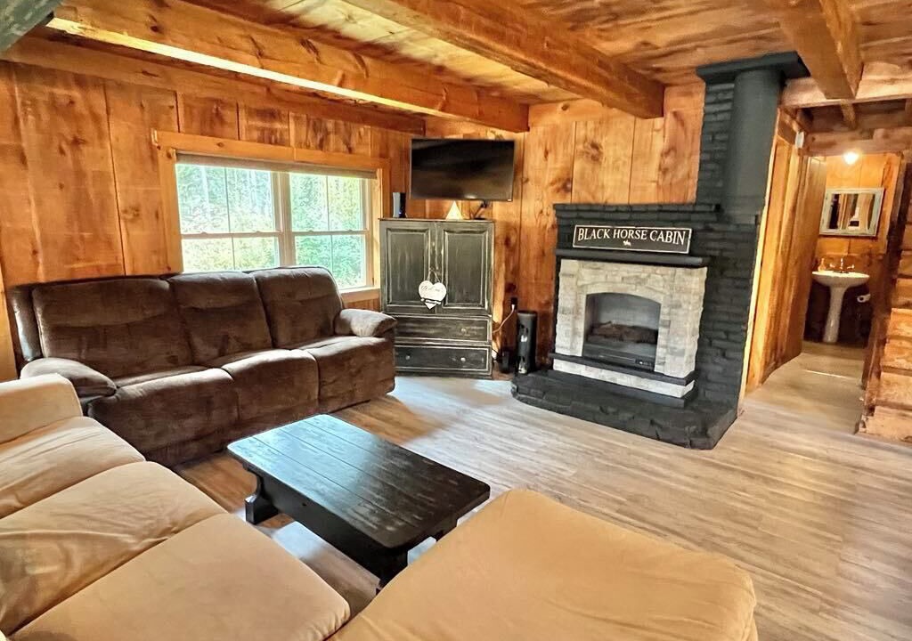 Photo of Livingroom in Franklin County