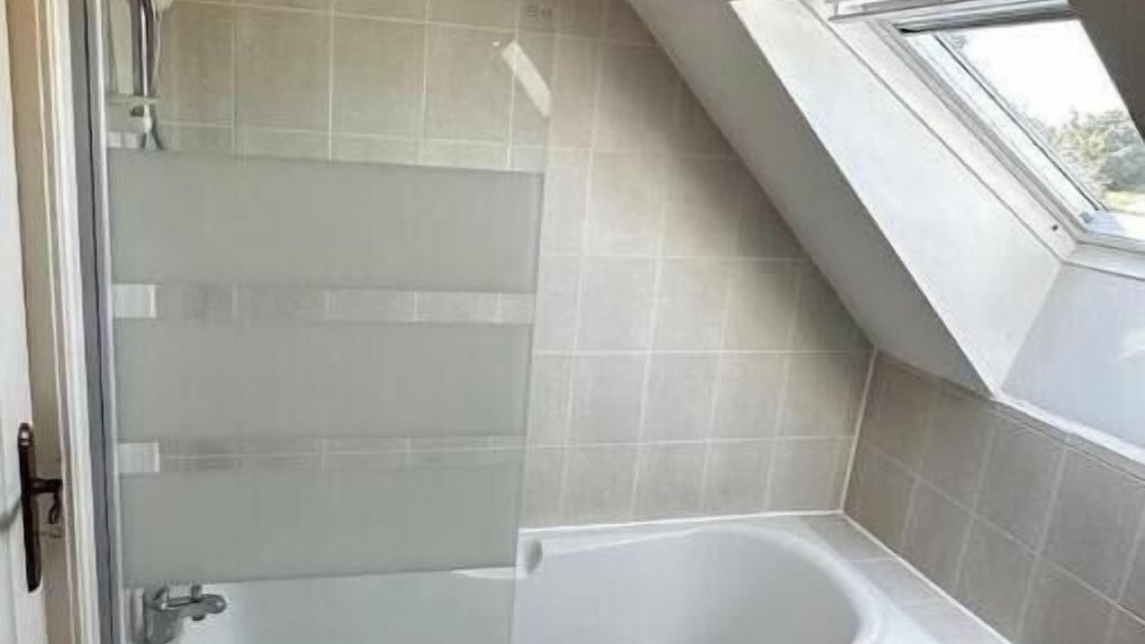 Photo of Bathroom in Saint-Aubin-des-Chateaux