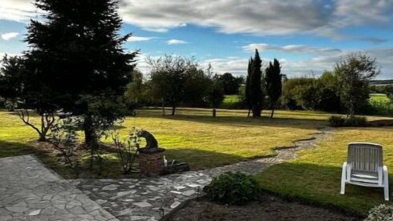 Photo of Patio Balcony in Saint-Aubin-des-Chateaux