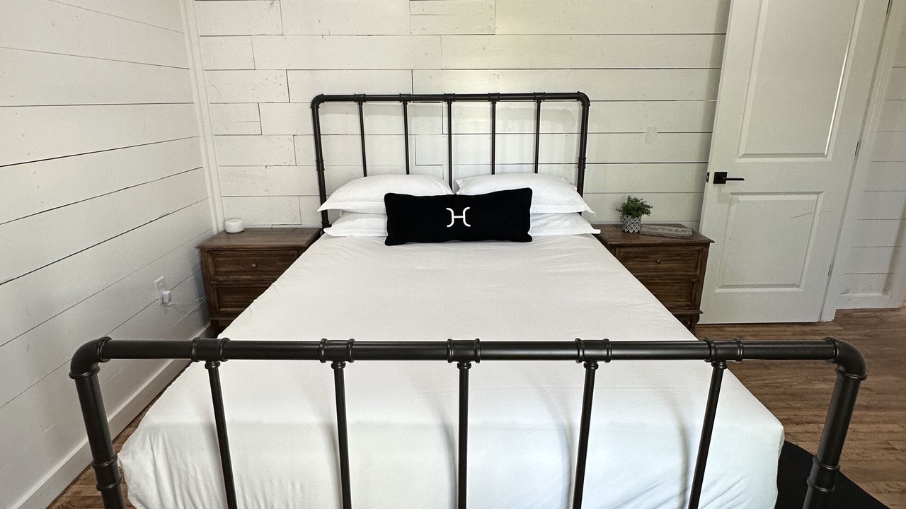 Photo of Bedroom in Albany