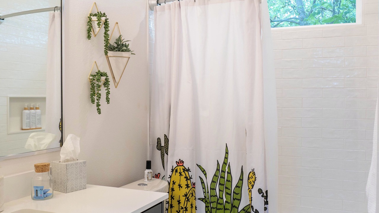 Photo of Bathroom in Crestview