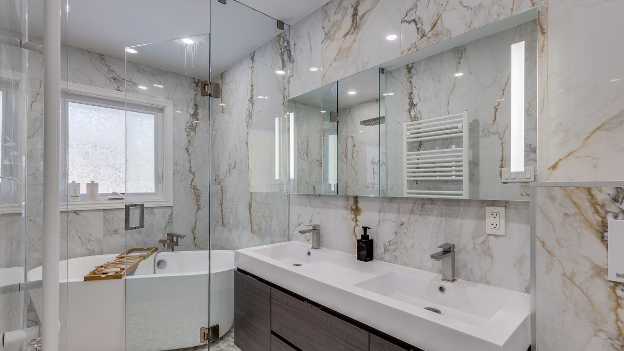 Photo of Bathroom in Cooksville