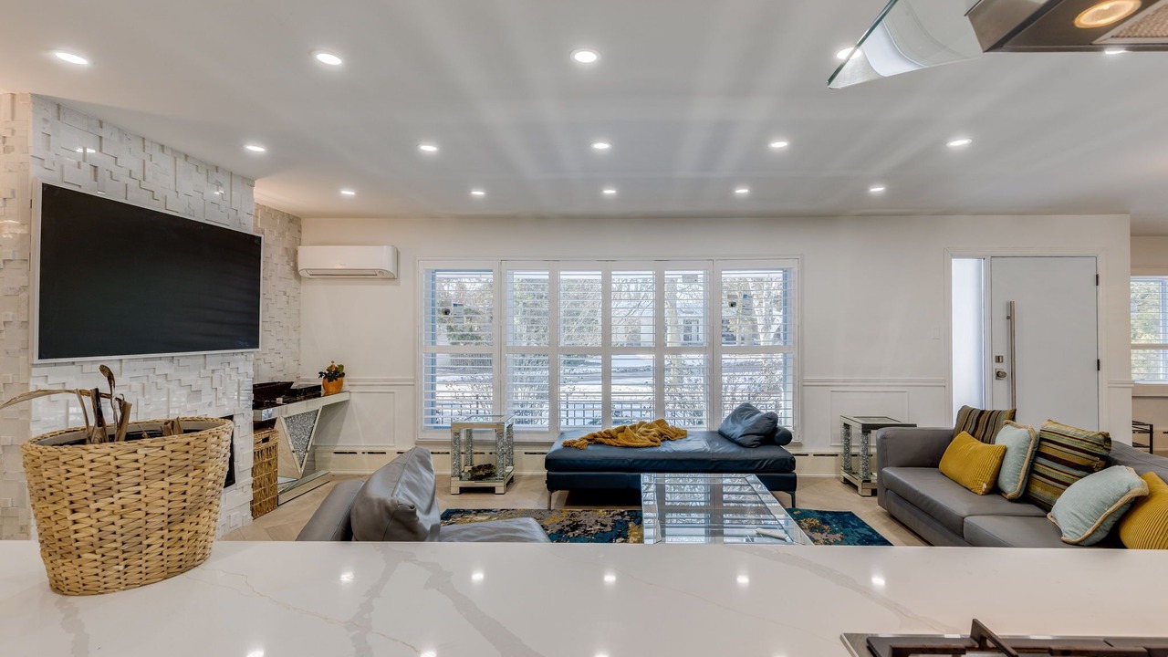 Photo of Livingroom in Cooksville