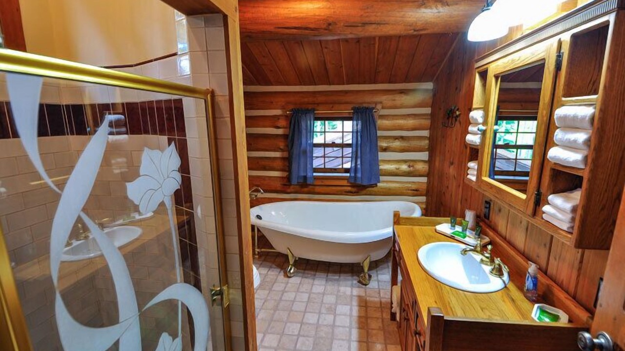 Photo of Bathroom in Coram