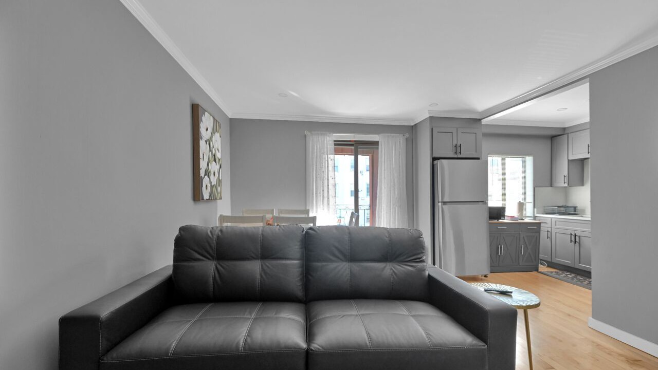 Photo of Livingroom in East Boston