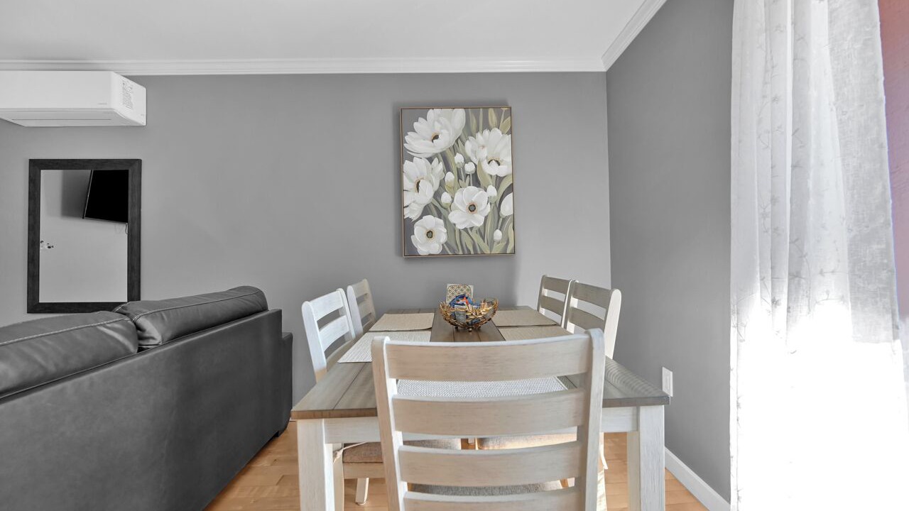 Photo of Livingroom in East Boston