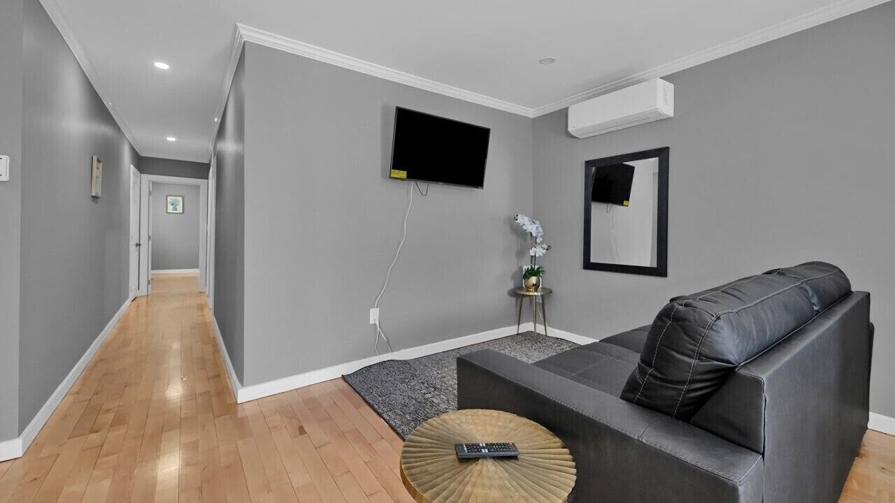 Photo of Livingroom in East Boston