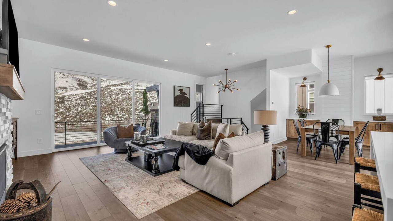 Photo of Livingroom in Deer Mountain