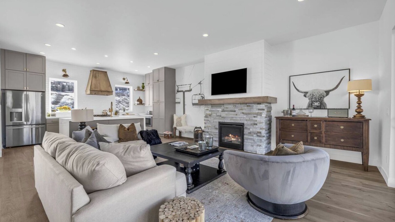 Photo of Livingroom in Deer Mountain